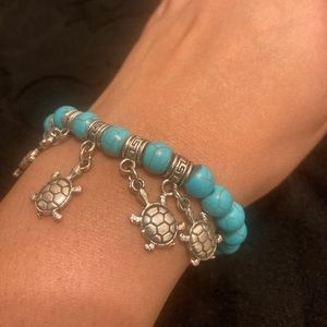 Turquoise turtle bracelet